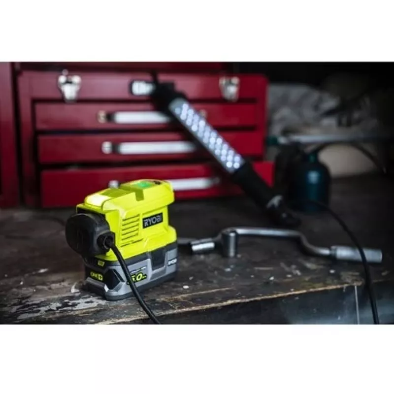 Ryobi 5133004895 230V-muunnin 18V-laitteille