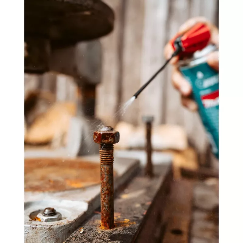 Makita 1910U9-1 monikäyttöinen hoitoöljysuihke 300 ml