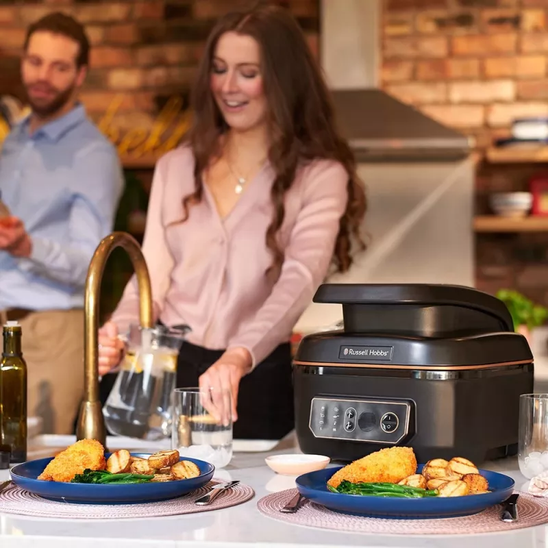 Russell Hobbs SatisFry Air & Grill monikypsennin 5.5 L 1745 W musta