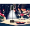 Beper P201UTP118 ladattava LED-pöytävalaisin, 1,5 W, kosketuskytkin, himmennettävä, 33 mm:n pullosovitin, vedenkestävä, musta