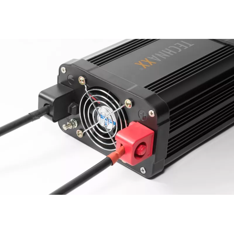 Technaxx TE16 jännitemuunnin 1200W