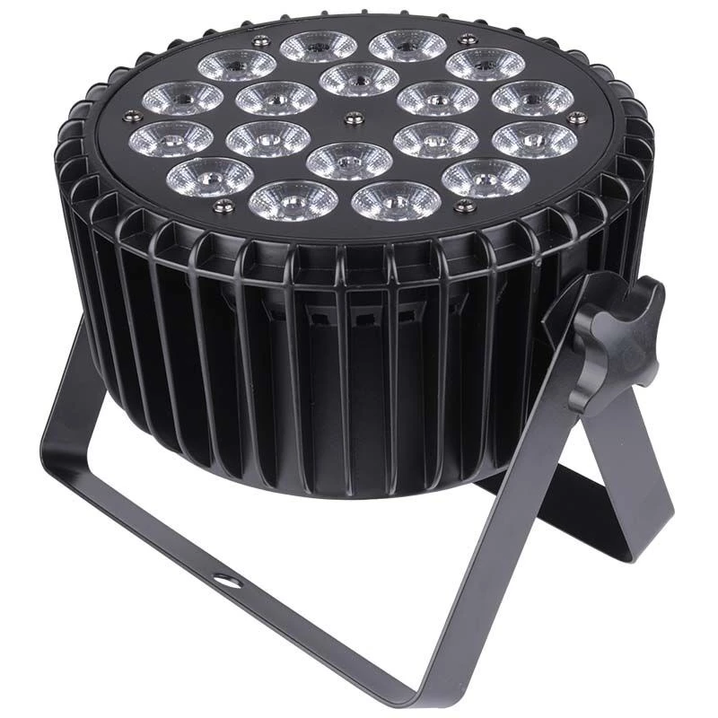 LIGHT4ME ALU QUAD PAR 18x6W RGBW - näyttämövalonheitin