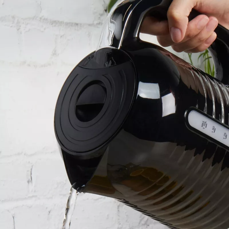 Sähköinen vedenkeitin Petra 1,7 l 3 kW musta