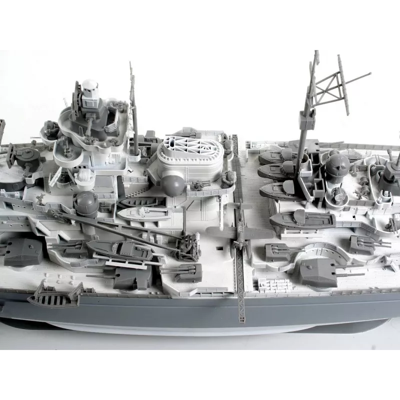 Muovinen pienoismallilaiva REVELL Tirpitz mittakaava 1:350