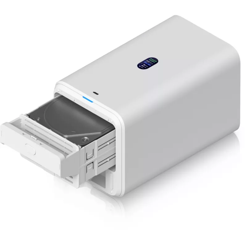 UGREEN NASync DXP4800 Plus 32TB NAS-paketti, 4x 8TB WD Red Plus -kiintolevyä