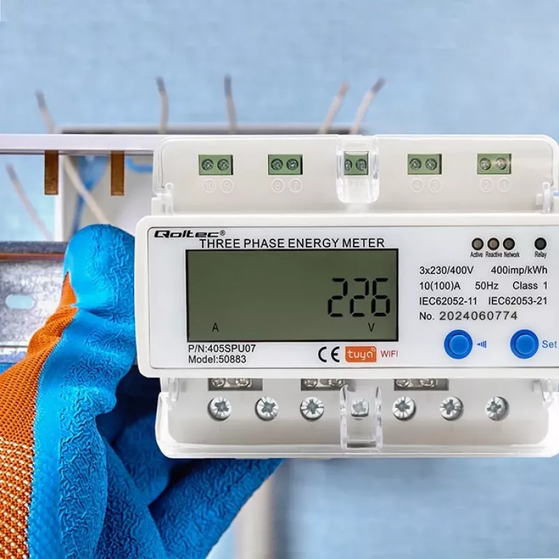 Kolmivaiheinen energiamittari QOLTEC 50883 Wi‑Fi 400V LCD-näytöllä