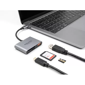 Delock 91016 USB-C-kortinlukija SD- ja microSD-korteille USB-A-portilla ja USB-C PD:llä