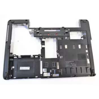 HP kannettavan kotelon alaosa (14