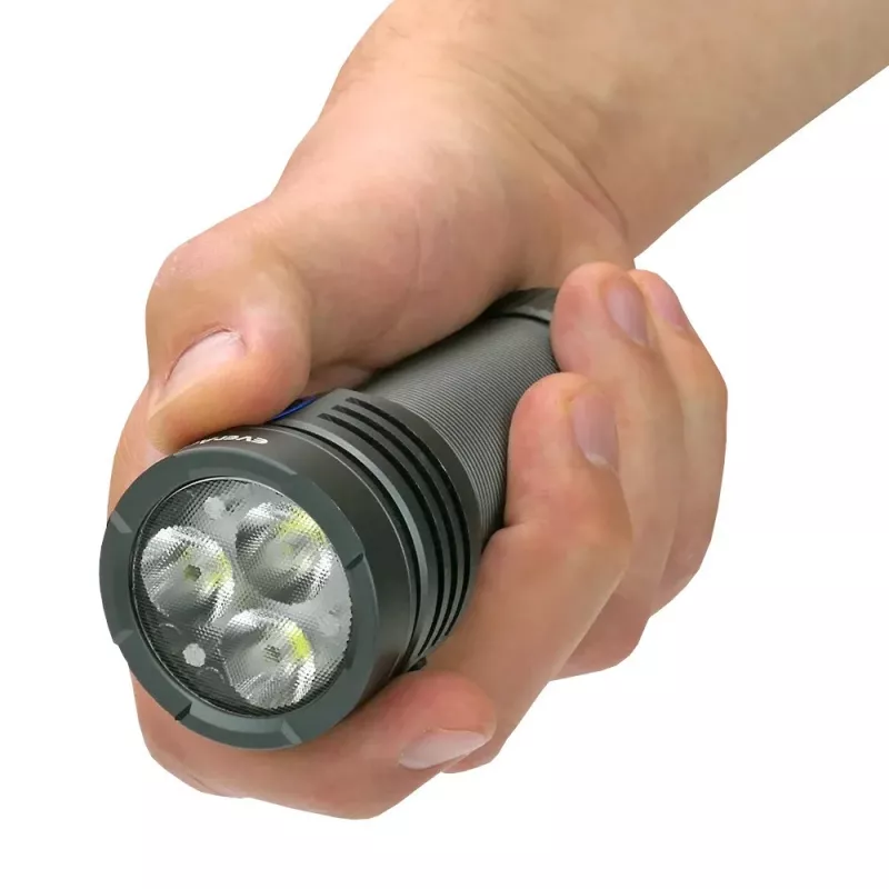 LED-taskulamppu everActive LUMINATO R FL-3300R – 3300 lumenia, ladattava