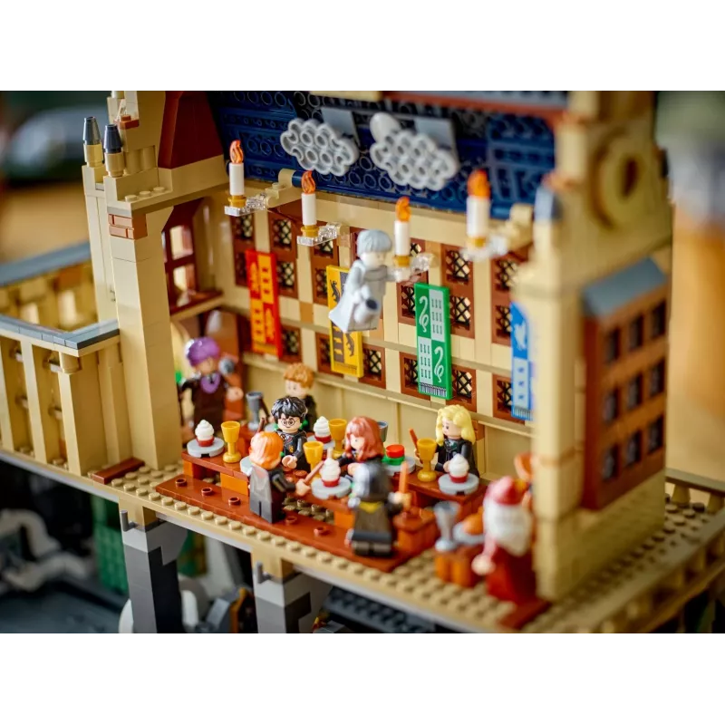 LEGO® Harry Potter™ Hogwarts™ linna: suuri sali 76435