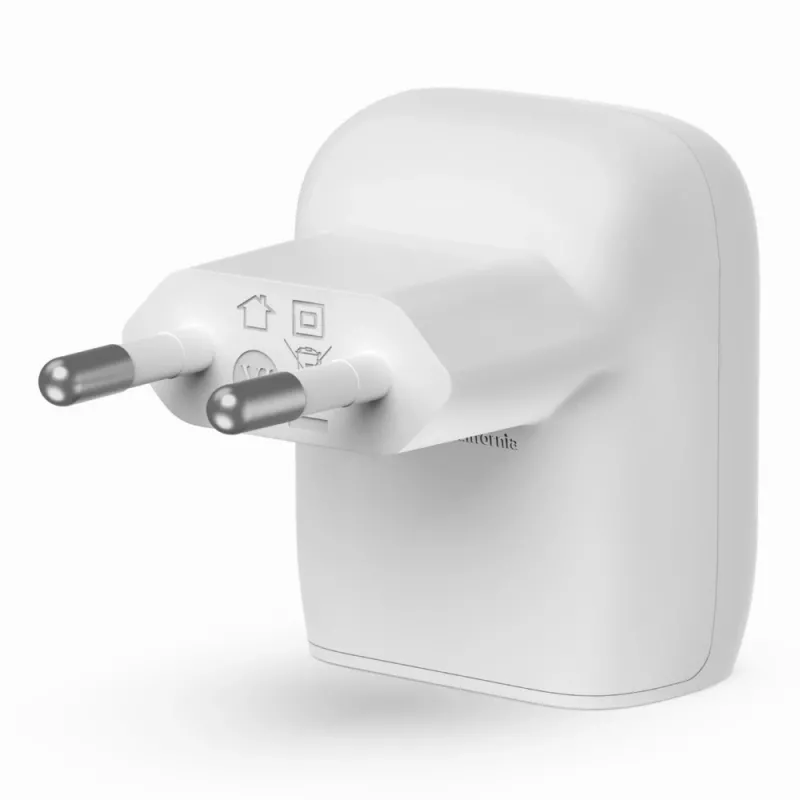 Laturi sisäkäyttöön Belkin BoostCharge WCA006vfWH pikalataus valkoinen