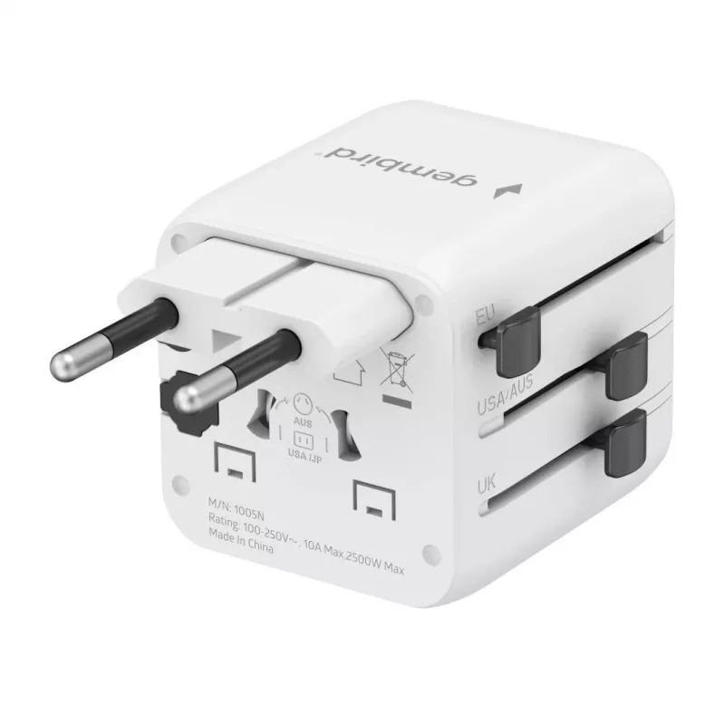 Yleismatkasovitin GEMBIRD TPA-INT-01-W — tulo 100–250 V, Type-G-pistoke, kompaktit mitat 84×56×85 mm