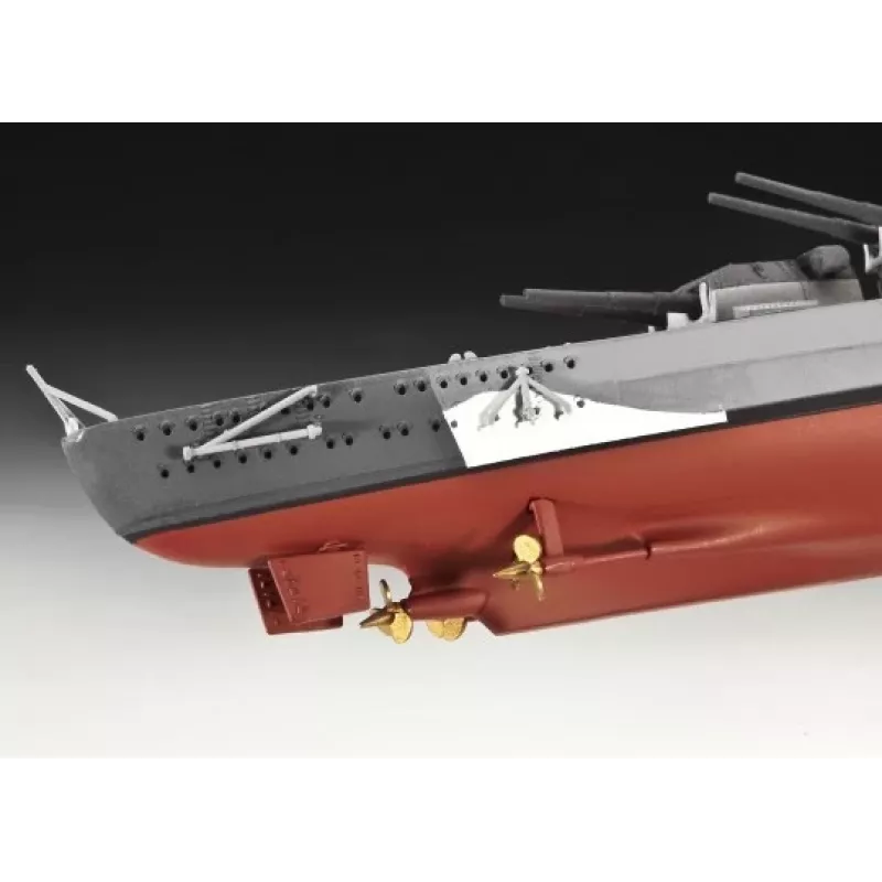 Sotalaivan pienoismallirakennussarja Revell Bismarck 1:700