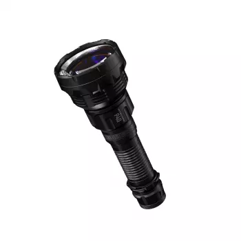 Taskulamppu Nitecore P40 2000 lumenia ultrapitkä kantama, malli P40