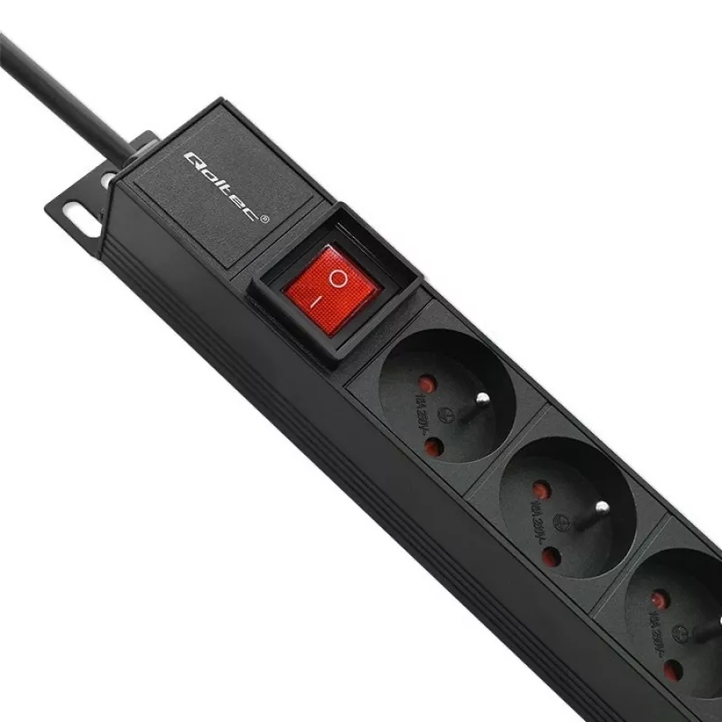 Pistorasia RACK 16A PDU, 16xFRENCH, pystysuora