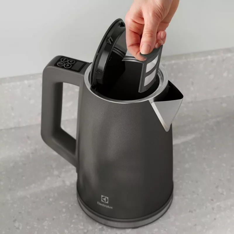 ELECTROLUX E5K1-6AN vedenkeitin