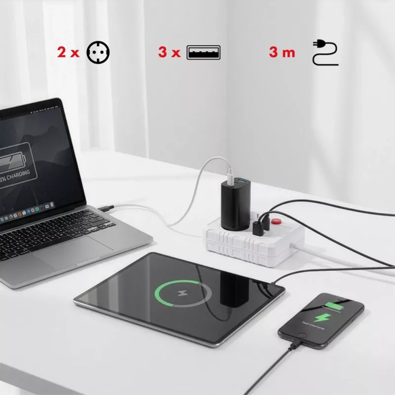 Steckdosenleiste MACLEAN MCE388 W – 2 pistorasiaa, 3×USB, 110–240V, 2500W, 3 m kaapeli, valkoinen