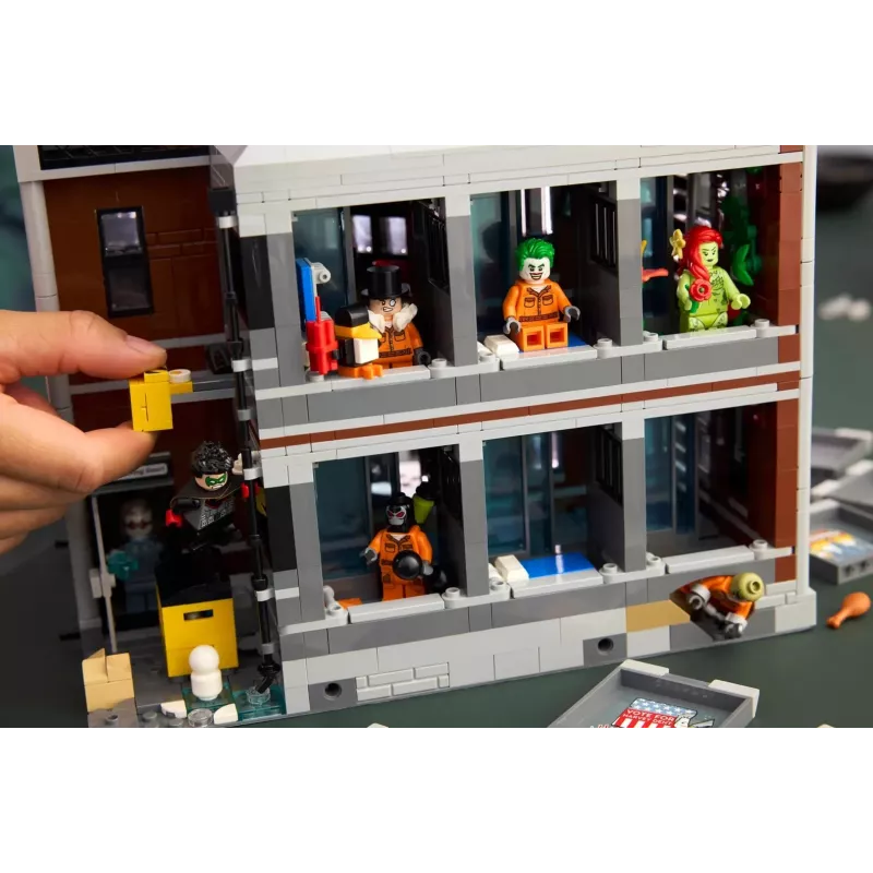 LEGO Batman 76300 Arkham Asylum rakennussarja – LEGO, malli 76300