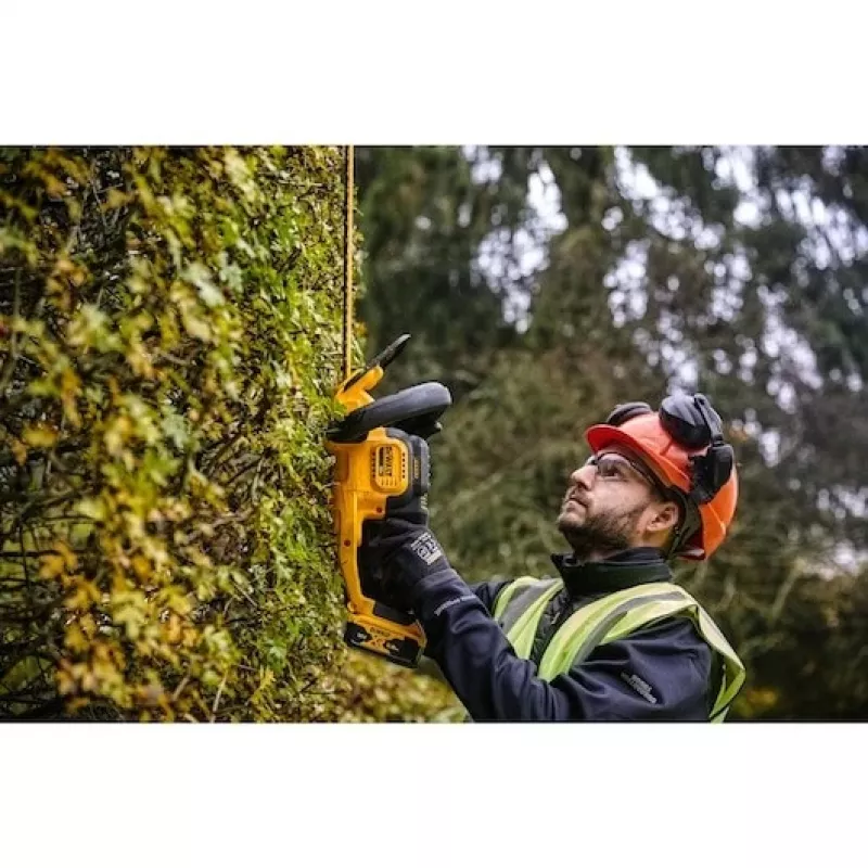 DEWALT PENSASLEIKKURI 18V DCMHT563P1 550mm 1x5.0Ah