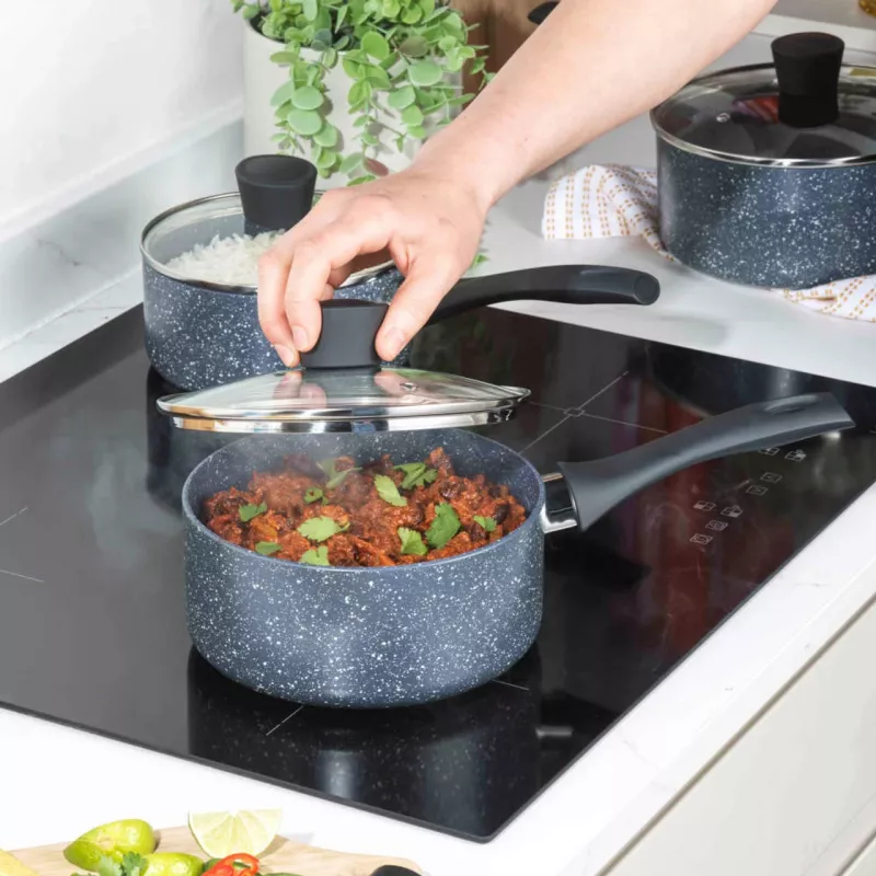 Russell Hobbs Nightfall Stone kattilasarja 3-osainen 16/18/20 cm tarttumaton