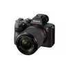 Sony α 7 III + 28–70 mm MILC 24,2 MP CMOS 6000 x 4000 pikseliä musta