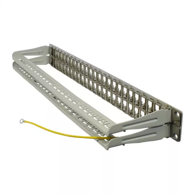 Synergy 21 S216339 19" Keystone-kytkentäpaneeli 48 moduulille, 1U, vaaleanharmaa