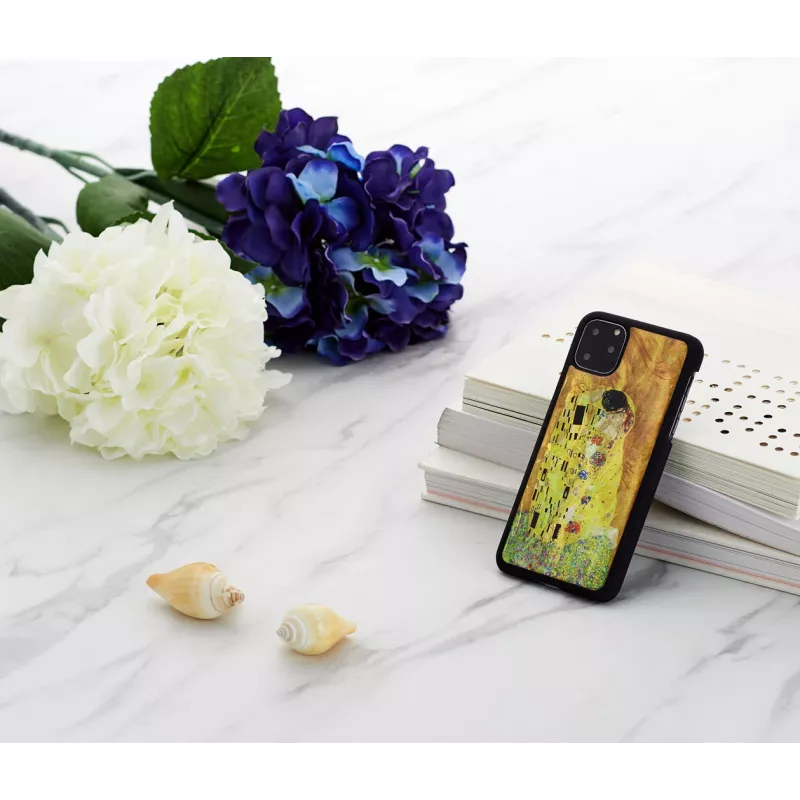 Älypuhelinkotelo iKins iPhone 11 Pro Max – musta suudelmadesign, suojakotelo
