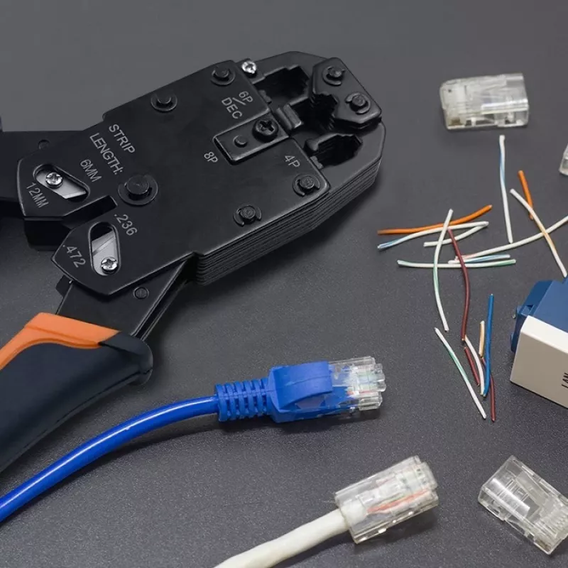Modulaarinen RJ45-liitin QOLTEC 54554 CAT5e FTP, 100 kpl, hopea, muovi, 11×22×18 mm