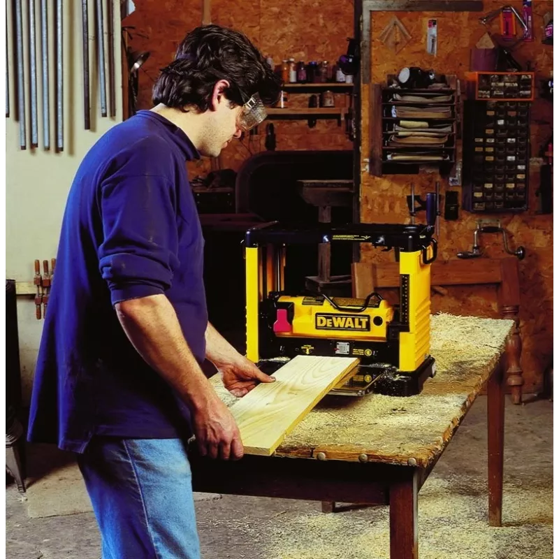 DeWALT DW733 oikaisu- ja tasohöylä 1800 W 10000 kierr./min