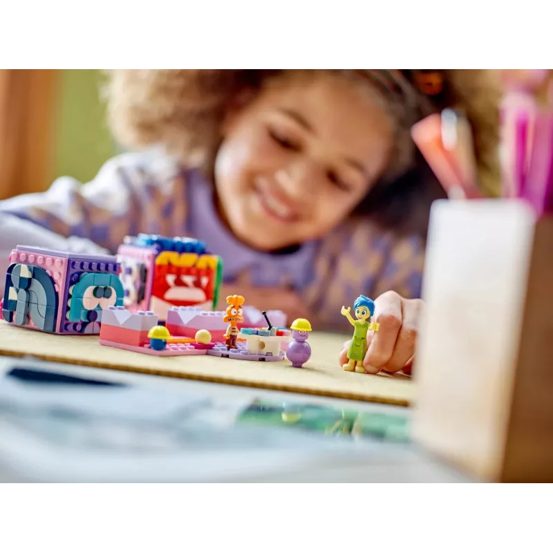 Rakennuslelu LEGO Disney Pixar Inside Out 2 tunnekuutiosarja 43248