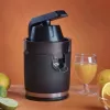 Käsimehupuristin JATA JEEX1712 120 W musta