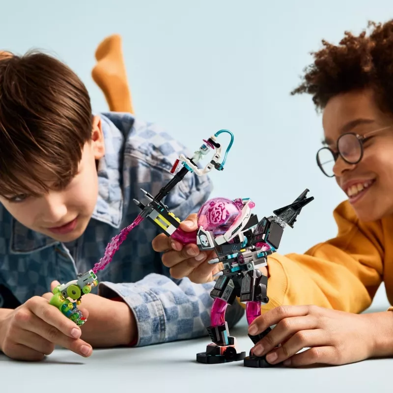 Rakennuslelu LEGO 71495 Mateo vs. Cyberbrain Mech – leikkisetti minifiguureilla ja rakennettavalla mechillä
