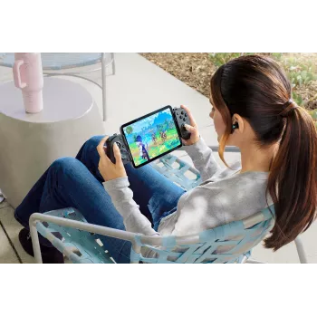 Peliohjain Razer Kishi V3 Pro Haptic USB-C puhelimille, minitableteille ja PC:lle