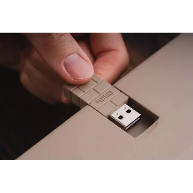 8BitDo mekaaninen näppäimistö