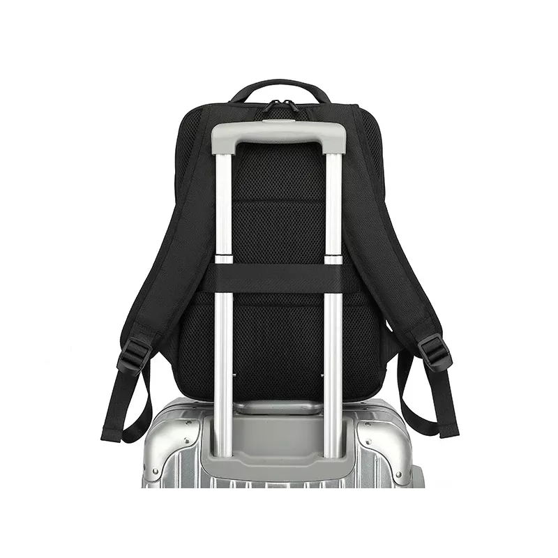 Tracer 47770 Carry-On reppu 15,6