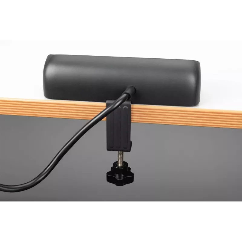 Jatkojohto DIGITUS 3-osainen 2×USB-A & 1×USB-C, 3 AC-pistorasiaa tyyppi E/F, 1,5 m kaapeli, musta