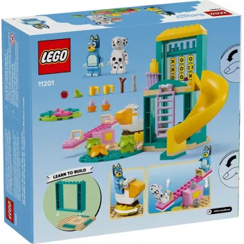 LEGO Bricks sarja 11201 Leikkikenttähauskaa Bluen ja Chloen kanssa – minihahmot, leikkikohtaus
