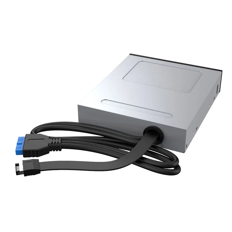 Akasa USB 20Gbps Type-C -paneeli kahdella 5Gbps Type-A-liitännällä
