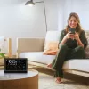 Älykaiutin MANTA MTO200B Windy musta — Bluetooth- ja Wi‑Fi-yhteys, puheavustintuki