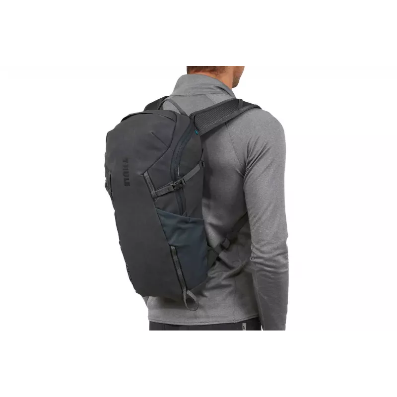 Thule 4127 AllTrail X 15L vaellusreppu, Obsidian