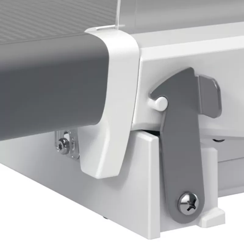 Leitz Precision -toimistopaperileikkuri A4+, 15 arkkia, manuaalinen kiinnitys, ruostumaton teräs, A4 Maxi, 80 g/m², lasi