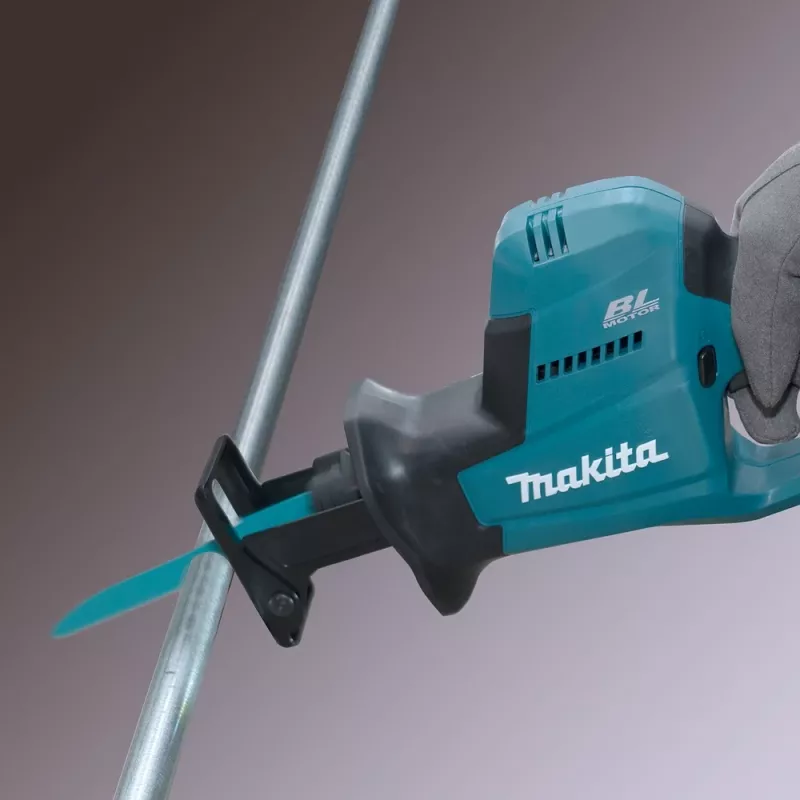 Makita DJR189Z akkupuukkosaha 18 V musta, sininen