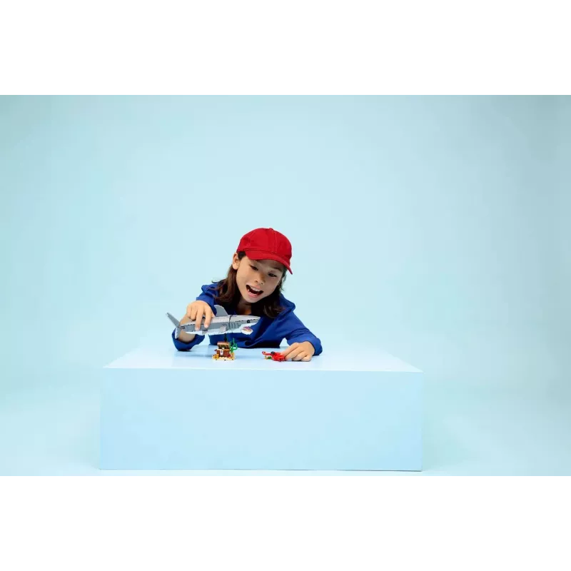 LEGO CREATOR 3 IN 1 31381 Pelottava hai ja aarrearkku