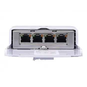 Kytkin UBIQUITI NanoSwitch Gigabit Ethernet PoE, 4x Gigabit RJ-45, 4x PoE-porttia, 36 W budjetti, 24 V DC