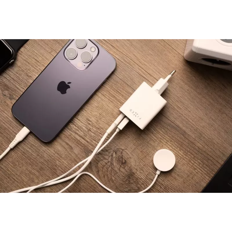 Matkalaturi FIXED Fixed Mini USB-C/USB 45W — kompakti kaksiporttinen laturi USB-C- ja USB-A-liitännöillä