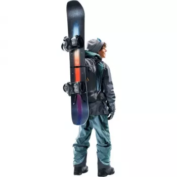 DEUTER Freerider Pro 34+ reppu — tekninen freeride-skitouringreppu, 34 L, musta, kypäräteline, lantiovyö