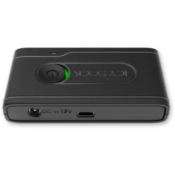 Sovitin IcyDock 2,5 tuuman U.2 NVMe SSD USB 3.2 Gen2 -sovittimeen