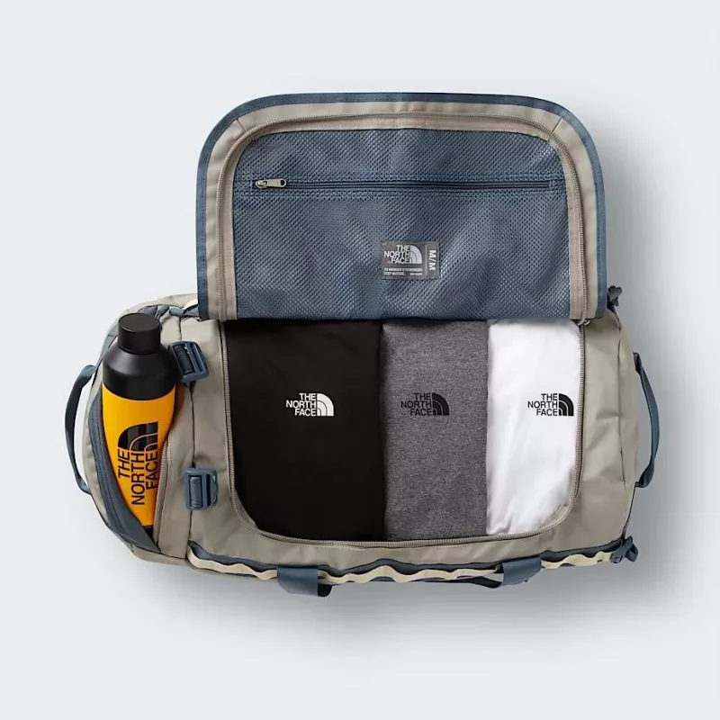 Matkalaukku The North Face Base Camp Duffel M - stone slab/granite harmaa