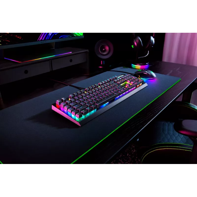 Razer BlackWidow V4 X langallinen pelinäppäimistö, kyrillinen, keltaiset kytkimet, musta