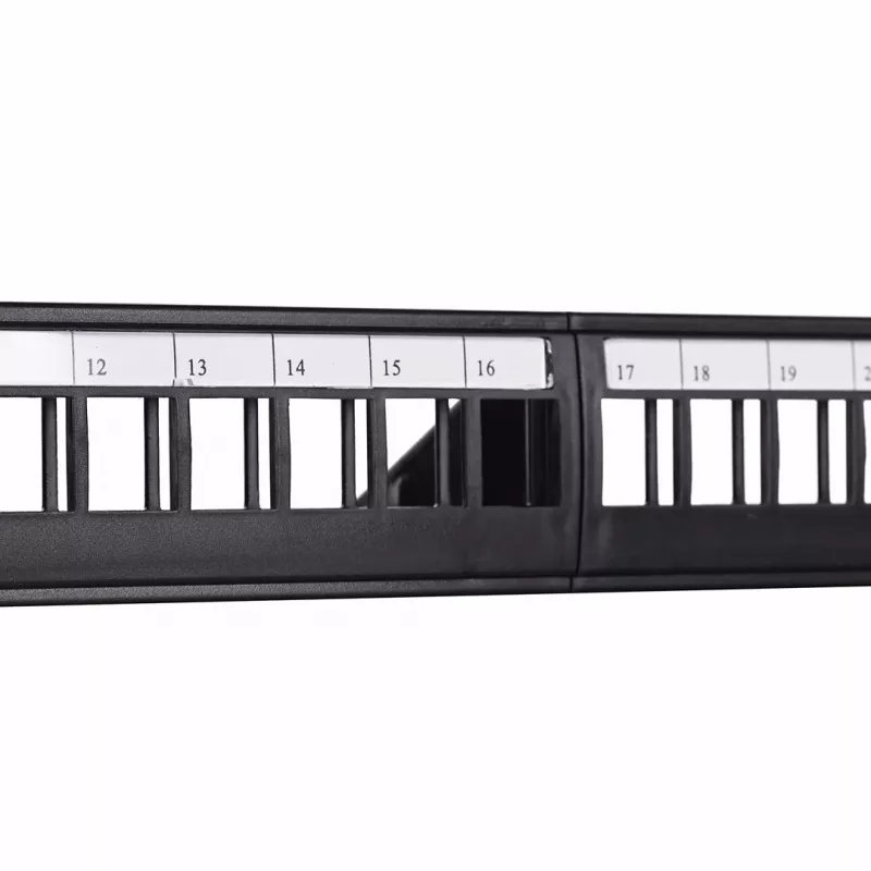Patch-paneeli 1U LANBERG PPKS-1124-B, 24 porttia, 1U, ABS, musta, 482,6×44,5×154 mm